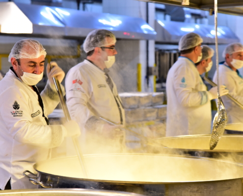 Lojistik ali ekber çekimi Yemek yapımı 26 ocak 2015 (193)