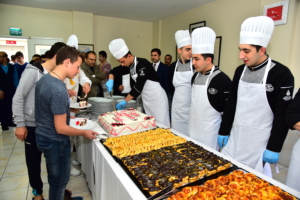 Çıraklardan Ustaca Hareketler