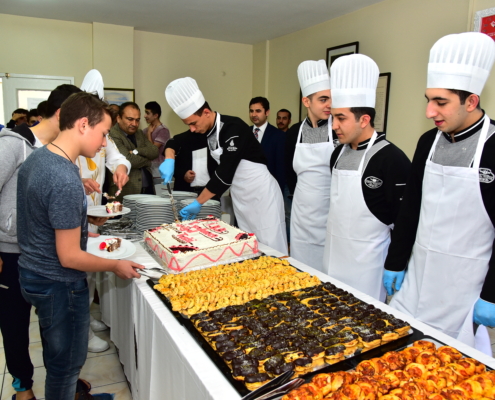Çıraklardan Ustaca Hareketler