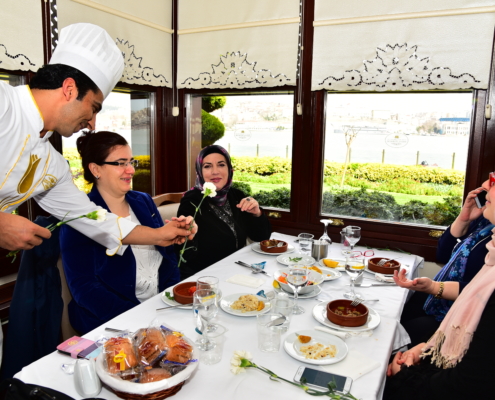 Kadınlar Günü'nde de Tercih Sosyal Tesisler