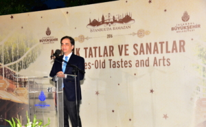 ASIRLIK TATLAR VE SANATLAR ÇARŞISI AÇILDI