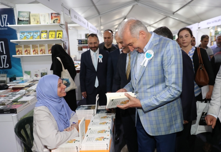 Sultanahmet Kitap Ve Kültür Fuarı İçin Son 3 Gün | Sosyal Tesisler